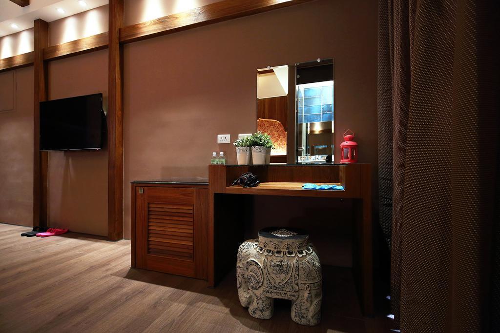 บัคกิ้งแฮม พาเลซ Apartment Beipu ภายนอก รูปภาพ