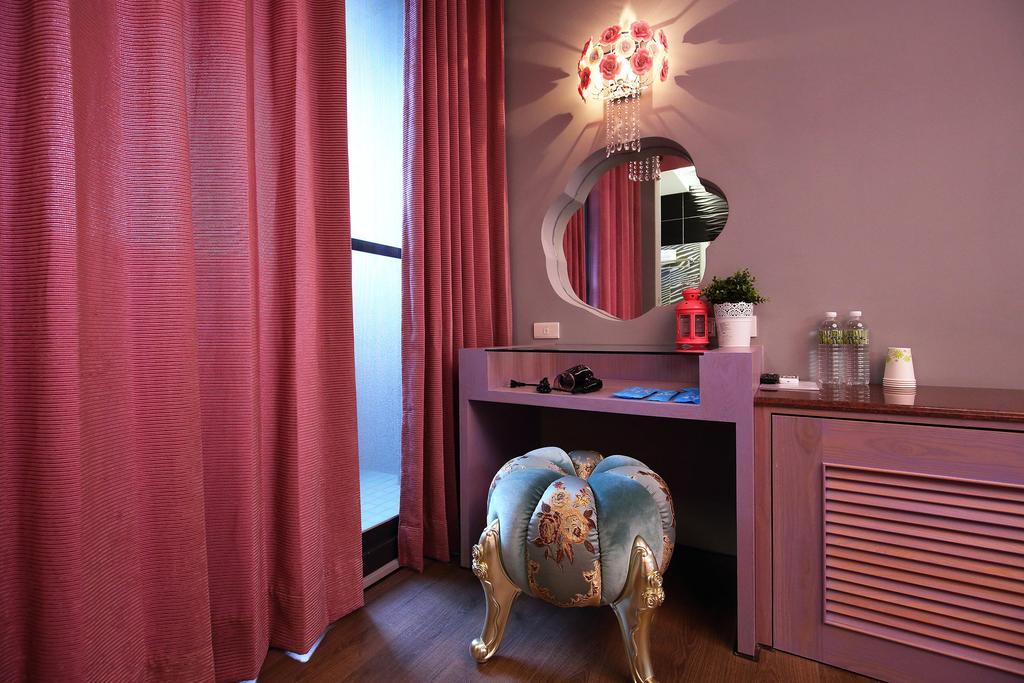 บัคกิ้งแฮม พาเลซ Apartment Beipu ภายนอก รูปภาพ