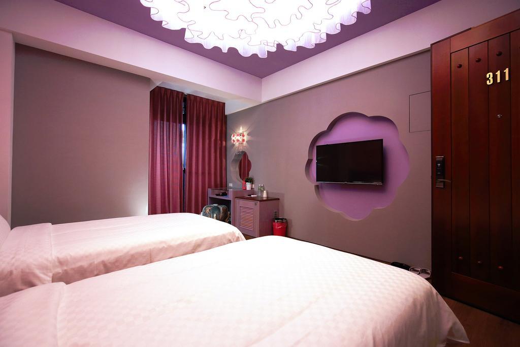 บัคกิ้งแฮม พาเลซ Apartment Beipu ภายนอก รูปภาพ