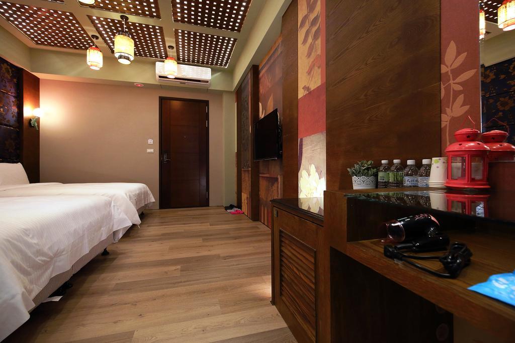 บัคกิ้งแฮม พาเลซ Apartment Beipu ภายนอก รูปภาพ