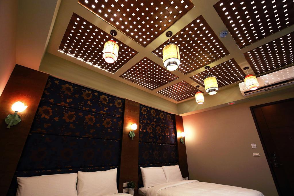 บัคกิ้งแฮม พาเลซ Apartment Beipu ภายนอก รูปภาพ
